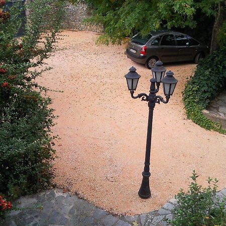 Cornillon - Oase In Suedfrankreich Apartamento Exterior foto